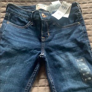 Brand new girls Abercrombie jeans slim size 9/10